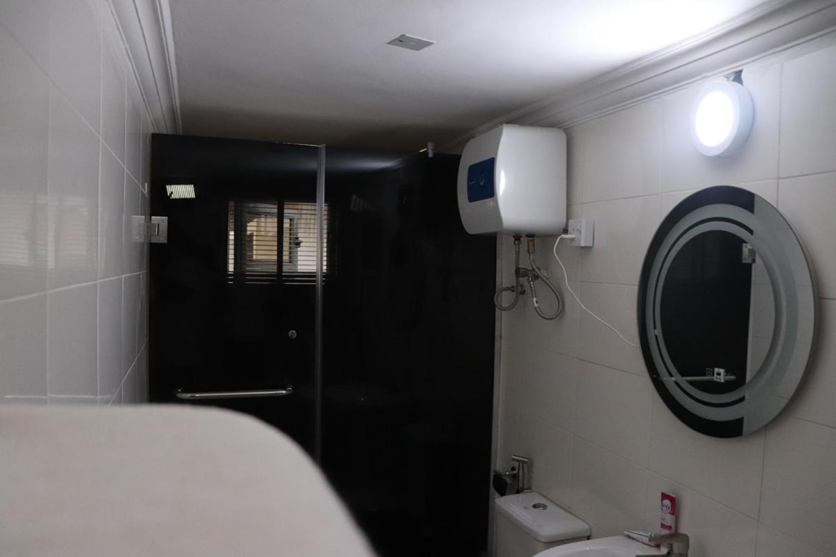 Appleville Suites Икеджа Екстериор снимка